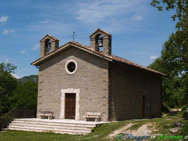 07-P5218895+.jpg - 07-P5218895+.jpg - La chiesa di S. Nicola in località Pietralta.